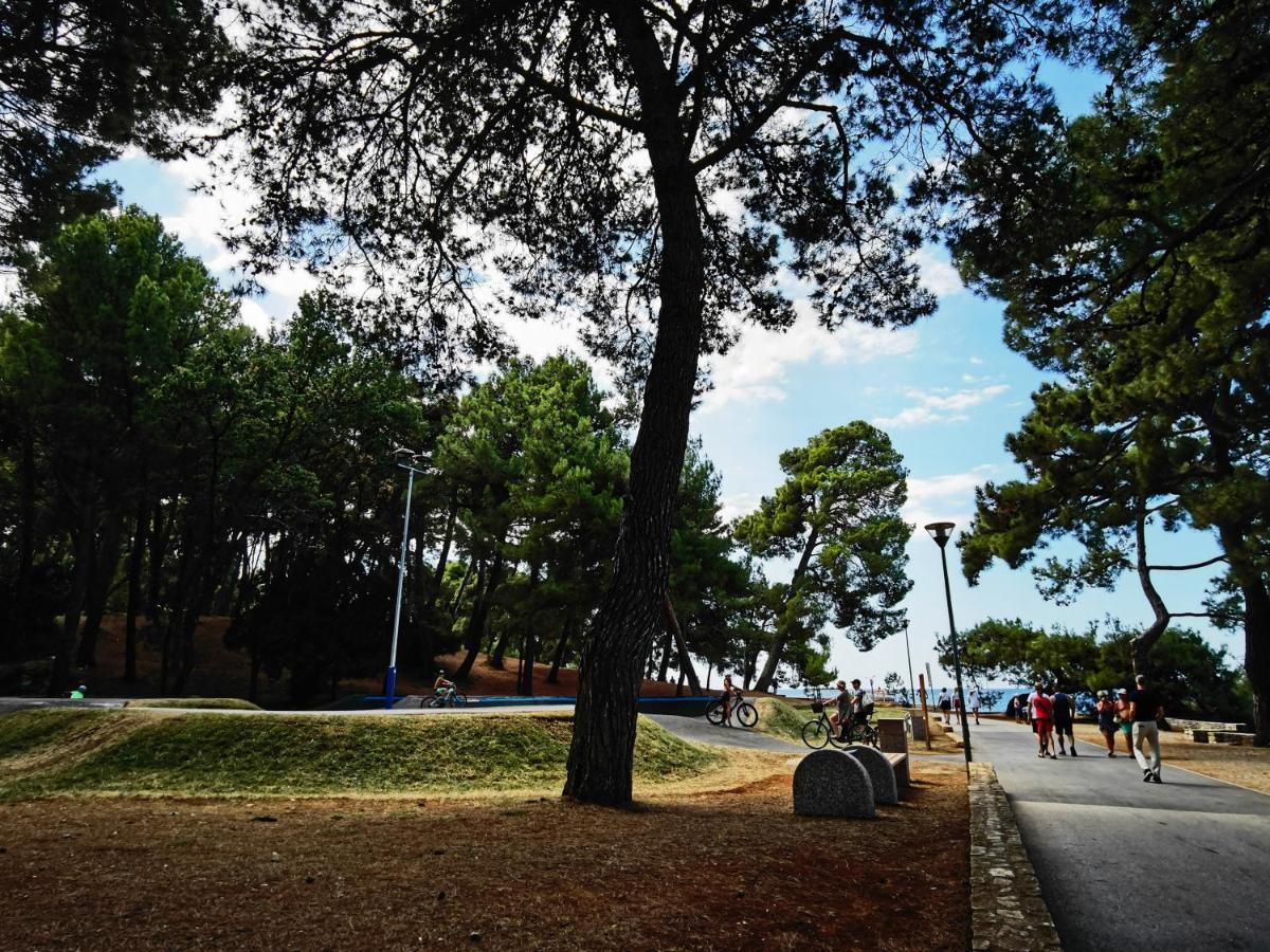 Stay In The Very Heart Of Porec - 50M To The Beach Экстерьер фото