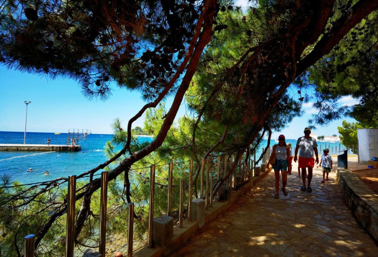 Stay In The Very Heart Of Porec - 50M To The Beach Экстерьер фото