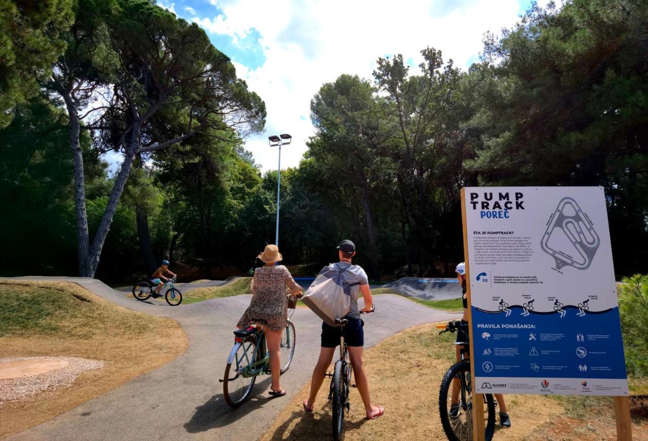 Stay In The Very Heart Of Porec - 50M To The Beach Экстерьер фото