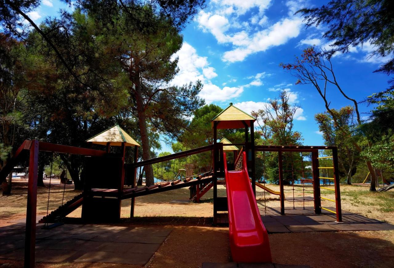 Stay In The Very Heart Of Porec - 50M To The Beach Экстерьер фото